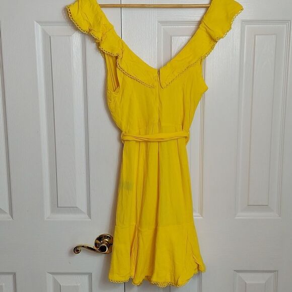 AFRM Palms Revolve Yellow Flutter Sleeve Off Shoulder Mini Dress Sz M - Picture 2 of 11